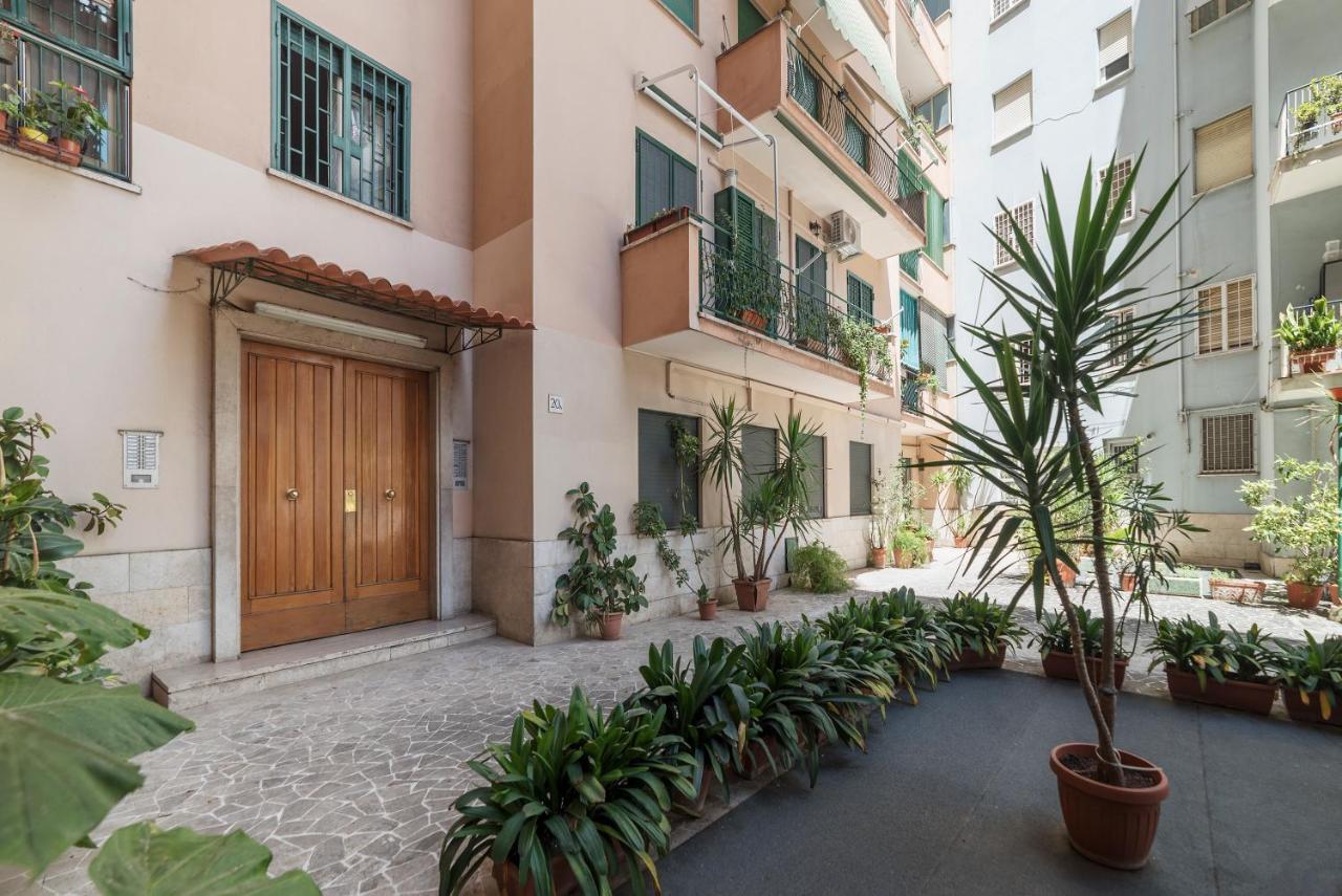 San Giovanni Apartment With Balcony Rom Exterior foto